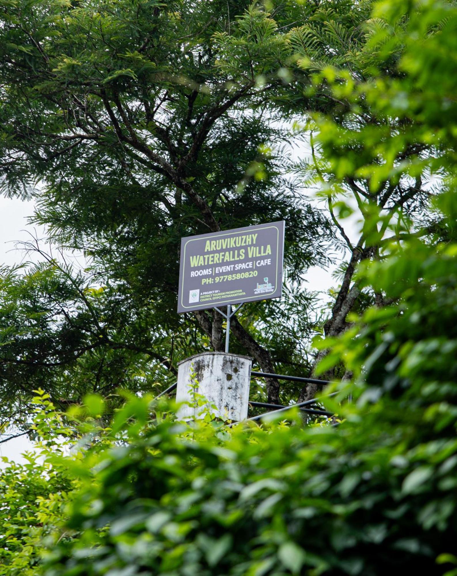 Aruvikuzhy Waterfalls Villa Kozhancheri Buitenkant foto