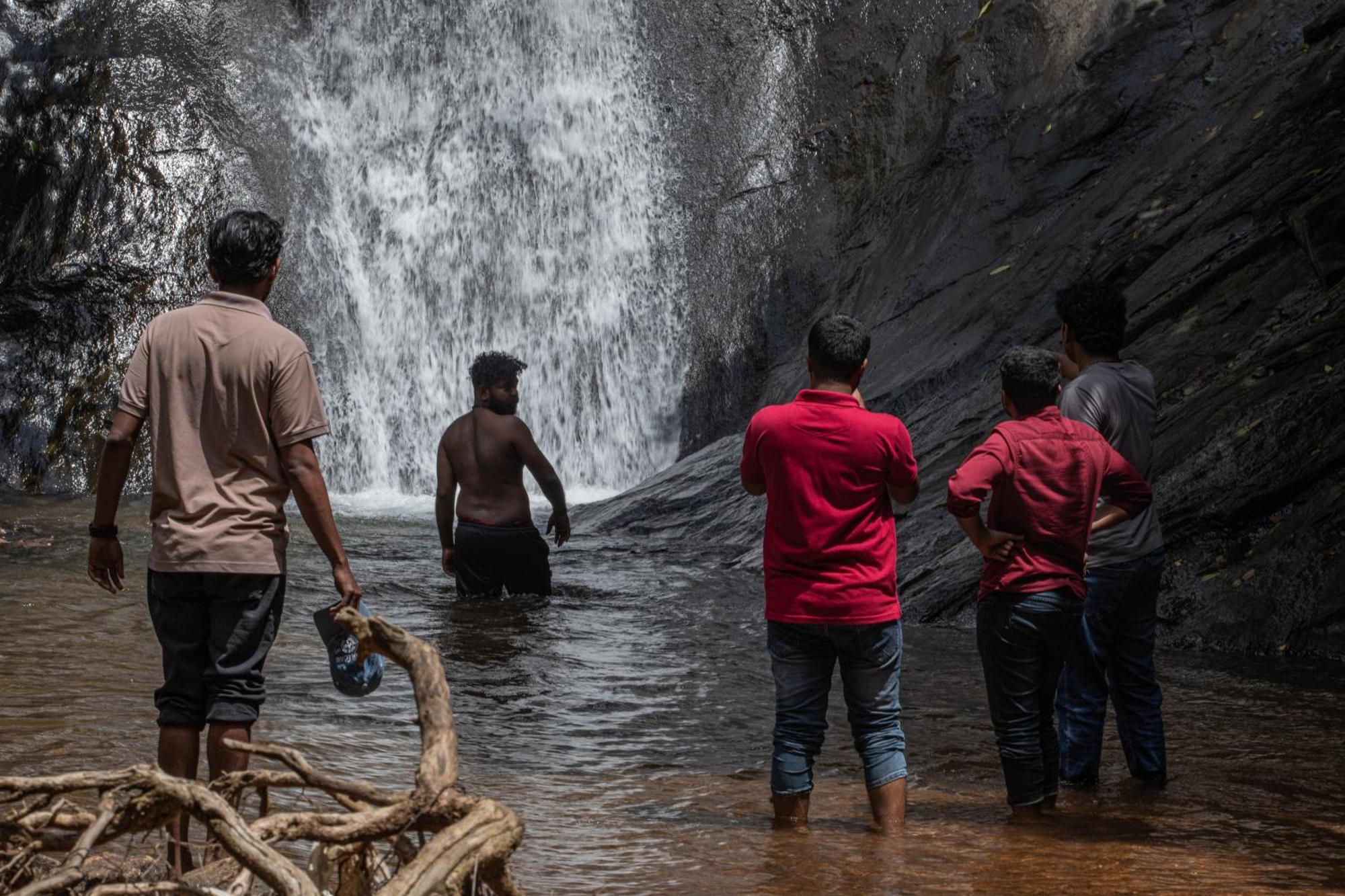 Aruvikuzhy Waterfalls Villa Kozhancheri Buitenkant foto