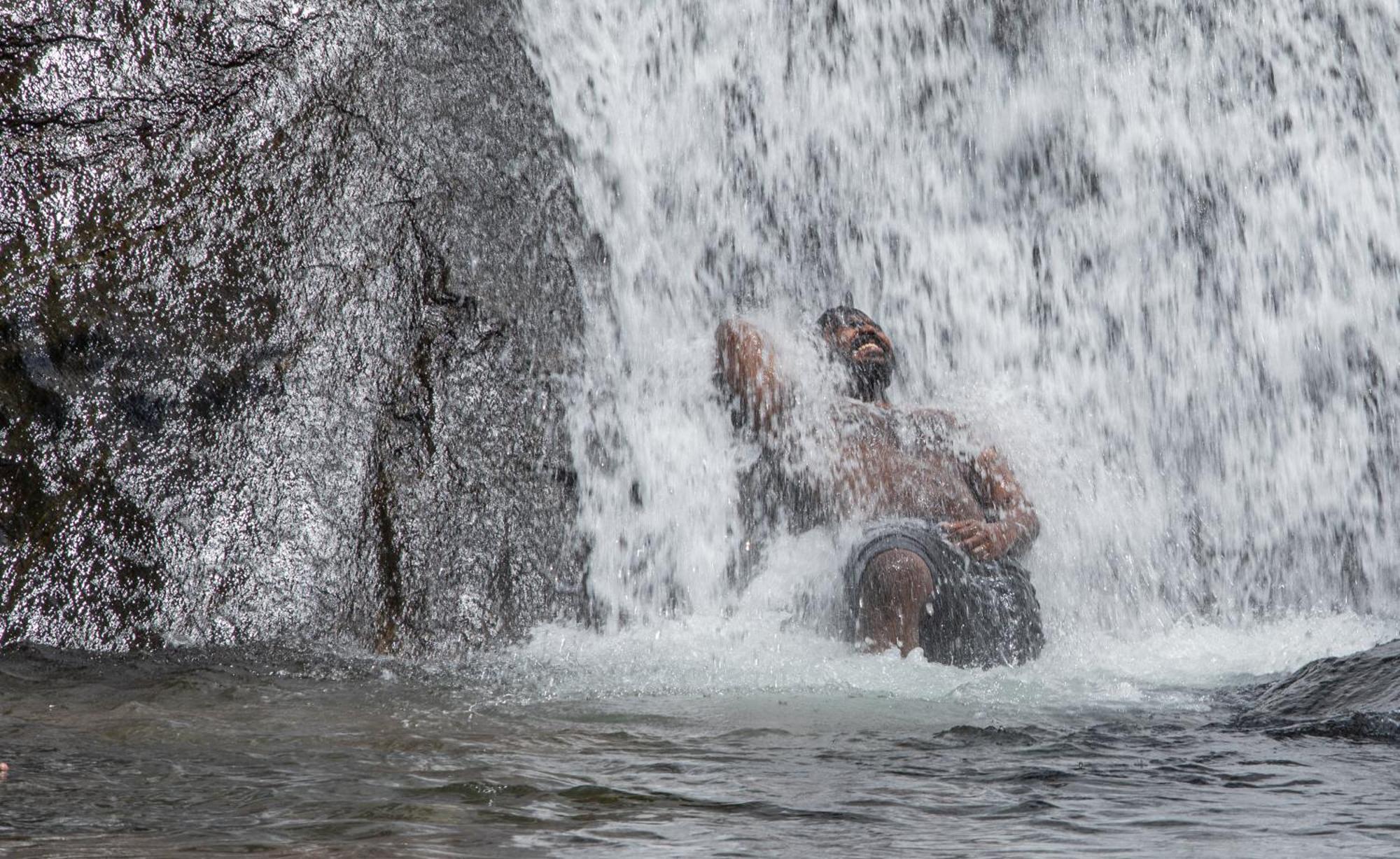 Aruvikuzhy Waterfalls Villa Kozhancheri Buitenkant foto